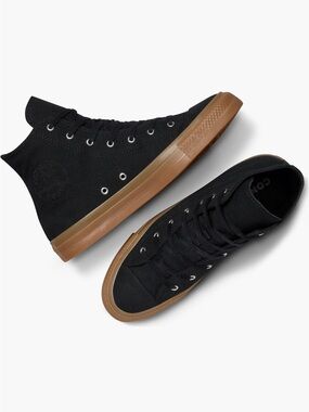 Converse All Star NWT high tops shoes black & gum men’s 9